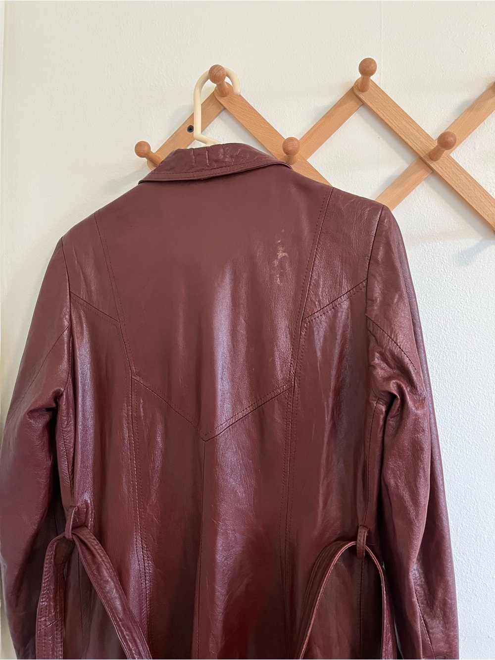 Wilson Burgundy Leather Trench Coat - Picture 4 of 4